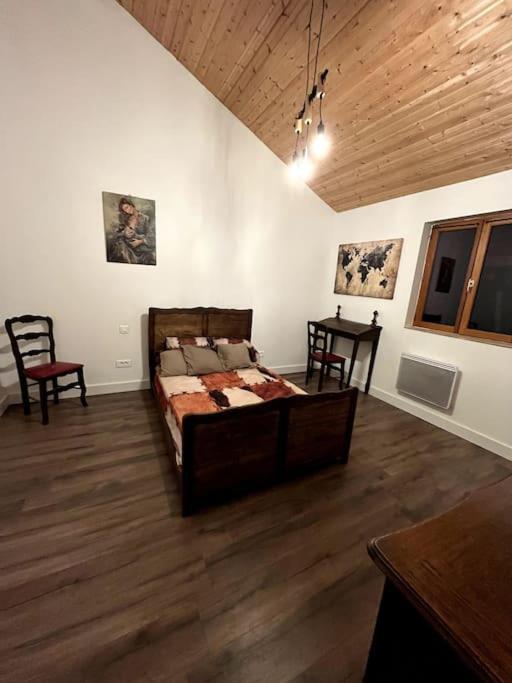 Chez Mamie Villa LʼIsle-Jourdain Екстериор снимка