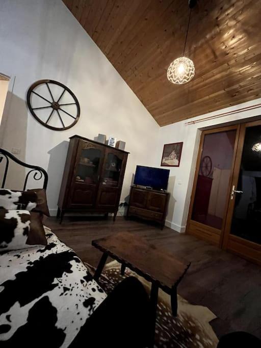 Chez Mamie Villa LʼIsle-Jourdain Екстериор снимка